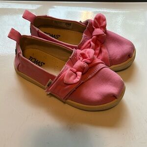 TOMS Girls Pink Kids Shoes